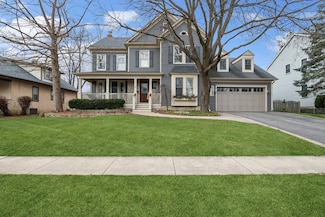 607 Lange Ct, Libertyville, IL 60048