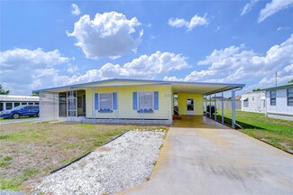 35007 Zephyr Shores Dr, Zephyrhills, FL 33541
