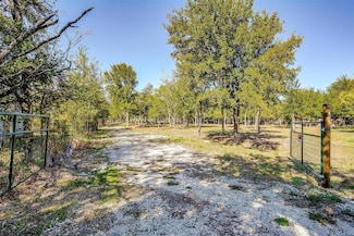 2129 County Road 805, Cleburne, TX 76031