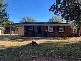 912 Inverness Rd, Albany, GA 31705