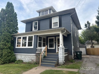 114 E Fulliam Ave, Muscatine, IA 52761