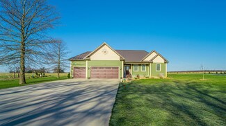 2152 N 450 E, Rolling Prairie, IN 46371