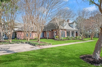 2524 Laurel Lakes Ave, Baton Rouge, LA 70820
