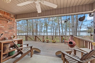 1448 Sandy Creek Dr, Hemphill, TX 75948