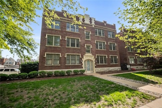 4220 Mcpherson Ave Unit 102, Saint Louis, MO 63108