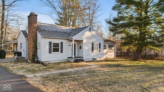 910 Lakeview Dr, Scottsburg, IN 47170