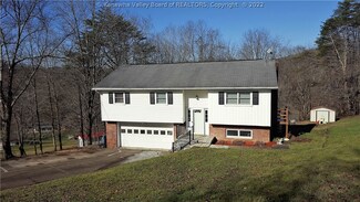 634 Elk Estate, Elkview, WV 25071