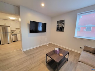 1511 E High St Unit 3, Charlottesville, VA 22902
