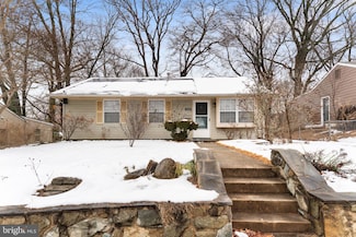 1120 Westfield Dr, Oxon Hill, MD 20745