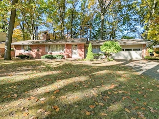 5315 Chickasaw Trail, Flushing, MI 48433