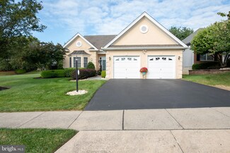 102 Keenan Ln, Southampton, PA 18966