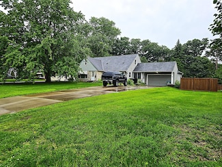 2804 Utica Ave S, Saint Louis Park, MN 55416