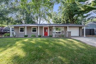 9 Woodridge Rd, Montgomery, IL 60538