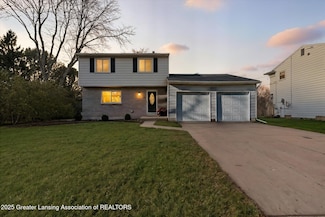 1017 Coolidge Rd, Lansing, MI 48912