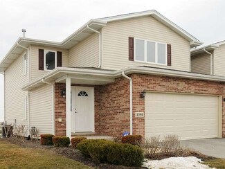 1390 Somerset Dr, Beecher, IL 60401