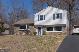 2534 Parke Ln, Broomall, PA 19008