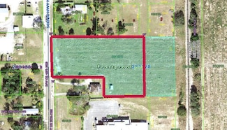 744 N Scenic Hwy, Frostproof, FL 33843