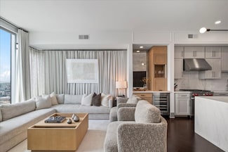 1616 W End Ave Unit 2710, Nashville, TN 37203