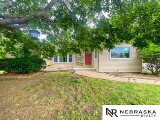 4816 N 60th St, Omaha, NE 68104