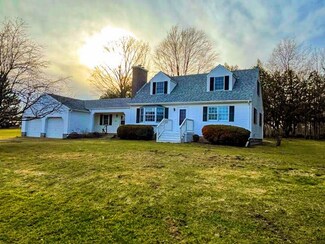 1063 Lake Shore Rd, Chazy, NY 12921