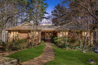 108 Campbell Ln, Chapel Hill, NC 27514