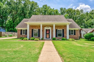 6141 Shade Tree Dr, Memphis, TN 38134