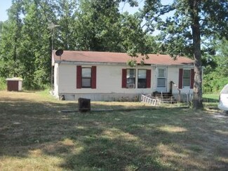 27995 County Road 220, Hermitage, MO 65668