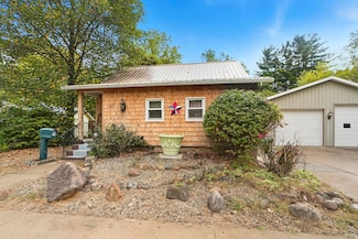 309 S Maple St, North Manchester, IN 46962