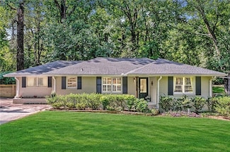 679 Pine Valley Rd SW, Mableton, GA 30126