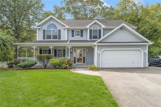 7 Cathedral Ct, Cumberland, RI 02864