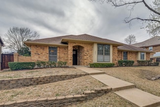2841 Colleen Dr, Garland, TX 75043