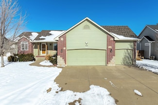 660 Cedar, Benton, KS 67017