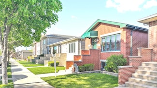 4215 S Emerald Ave, Chicago, IL 60609