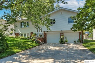 13616 Polk St, Omaha, NE 68137