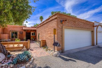 5790 N Placita Esplendora, Tucson, AZ 85718