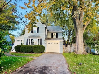 121 Butternut Dr, Syracuse, NY 13214