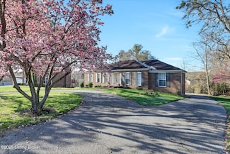 7208 Iron Gate Ct, Louisville, KY 40241