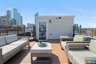 270 Saint Pauls Ave Unit 4, Jersey City, NJ 07306