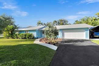1939 NW Pine Tree Way, Stuart, FL 34994