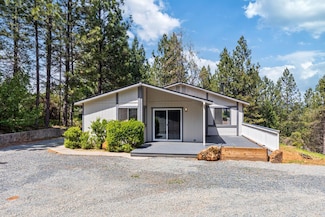 17297 River Ranch Rd, Grass Valley, CA 95949