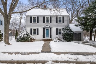 453 Nahatan St, Norwood, MA 02062