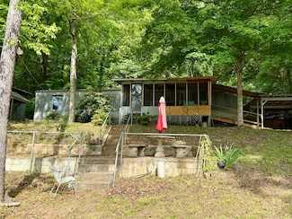 1105 Mockingbird Dr, Ragland, AL 35131