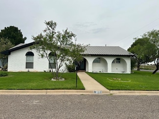 100 S Mendel St, Fort Stockton, TX 79735