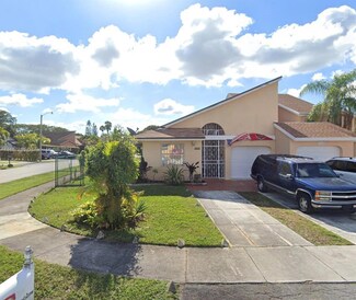 15430 SW 68th Ln, Miami, FL 33193