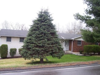 39 Thompson St, Pittston, PA 18640