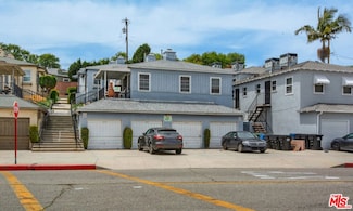 8419 Crenshaw Dr, Inglewood, CA 90305