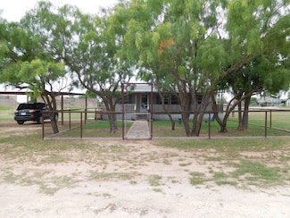 205 3rd St, Talpa, TX 76882