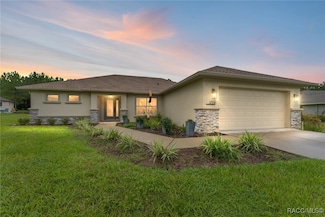 1724 E Gate Dancer Cir, Inverness, FL 34453
