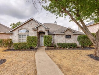4715 Hollow Bend Ln, Dallas, TX 75227