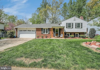 3204 Holly Berry Ct, Falls Church, VA 22042